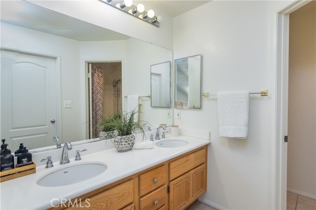Detail Gallery Image 11 of 19 For 27006 Karns Ct #61305,  Canyon Country,  CA 91387 - 3 Beds | 2 Baths