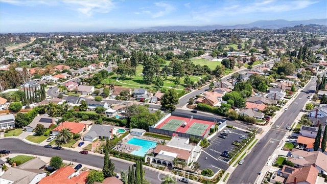 Detail Gallery Image 31 of 38 For 26492 Espalter Dr, Mission Viejo,  CA 92691 - 4 Beds | 3 Baths