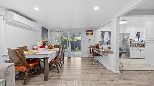 Detail Gallery Image 6 of 19 For 742 S Magnolia, Rialto,  CA 92376 - 4 Beds | 3 Baths