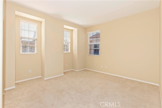 Detail Gallery Image 4 of 15 For 37 Mount Vernon, Irvine,  CA 92620 - 4 Beds | 2/1 Baths