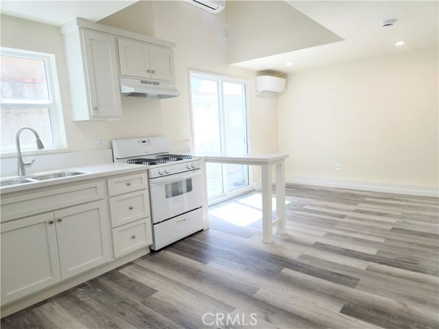 Detail Gallery Image 19 of 26 For 13504 Earlham, Whittier,  CA 90602 - – Beds | – Baths