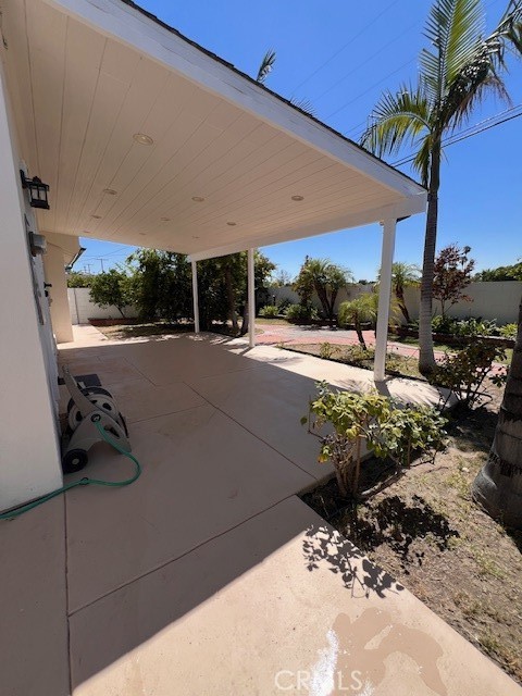 13358 Blythe Street, North Hollywood CA: https://media.crmls.org/medias/c62c7b68-afb4-4479-9810-2727bec0959e.jpg