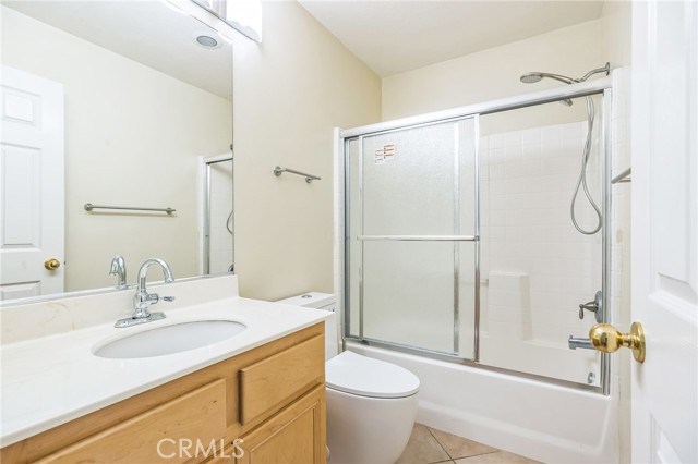 1030 Benedict Circle, Corona CA: https://media.crmls.org/medias/c62c96fa-9fbe-4201-9efa-0eae5e7032cd.jpg
