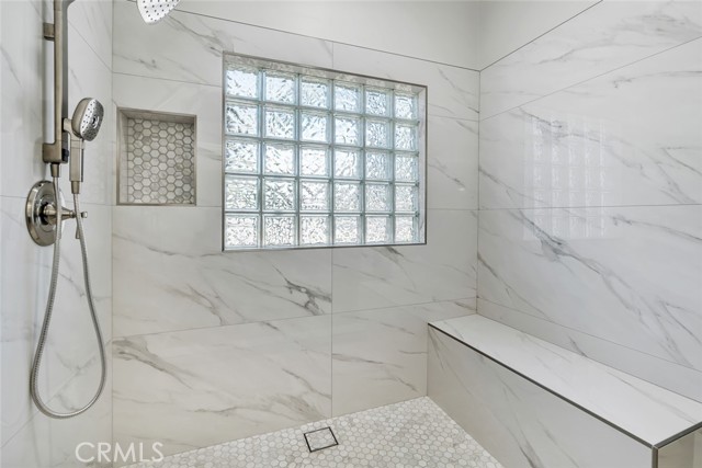 Detail Gallery Image 20 of 27 For 6405 Hesketh Dr, Bakersfield,  CA 93309 - 4 Beds | 3 Baths