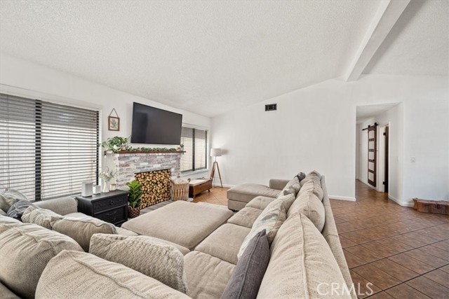 Detail Gallery Image 8 of 35 For 2217 Chestnut, Santa Maria,  CA 93458 - 3 Beds | 2 Baths