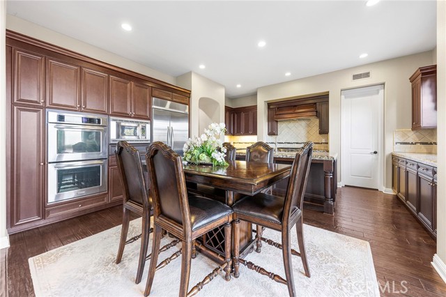 Detail Gallery Image 12 of 45 For 19599 Highland Terrace, Walnut,  CA 91789 - 6 Beds | 6 Baths