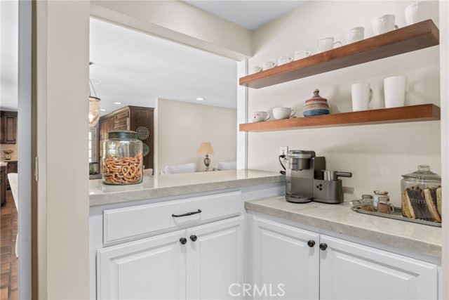 Detail Gallery Image 12 of 35 For 23731 Park Madrid, Calabasas,  CA 91302 - 4 Beds | 3/1 Baths