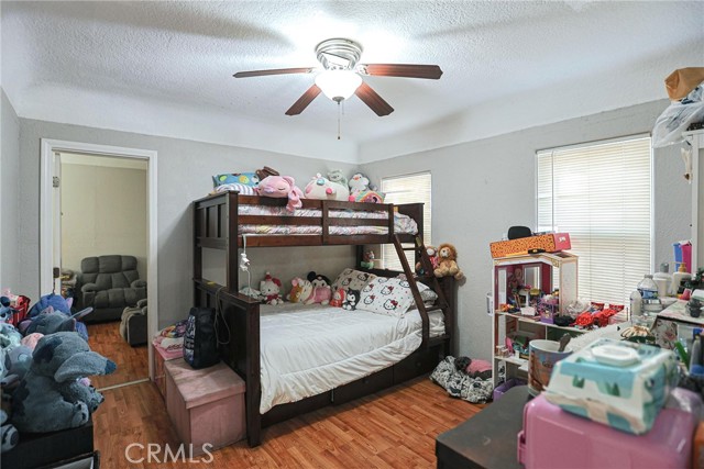 Detail Gallery Image 18 of 36 For 410 E 60th St, Long Beach,  CA 90805 - 5 Beds | 3 Baths