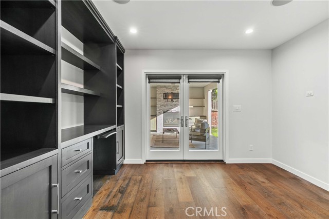 Detail Gallery Image 15 of 22 For 3340 Vickers Dr, Glendale,  CA 91208 - 3 Beds | 3 Baths