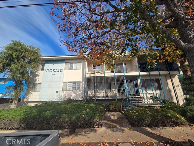 Front Image Thumbnail for CRPW26086512