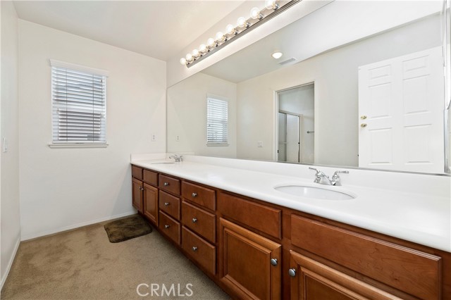 Detail Gallery Image 12 of 12 For 17251 Greentree Dr, Riverside,  CA 92503 - 3 Beds | 2/1 Baths