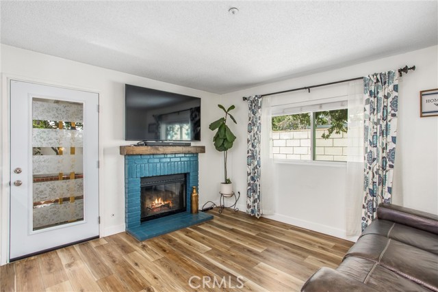 Detail Gallery Image 8 of 22 For 13667 Crawford Ct, Fontana,  CA 92336 - 4 Beds | 2/1 Baths
