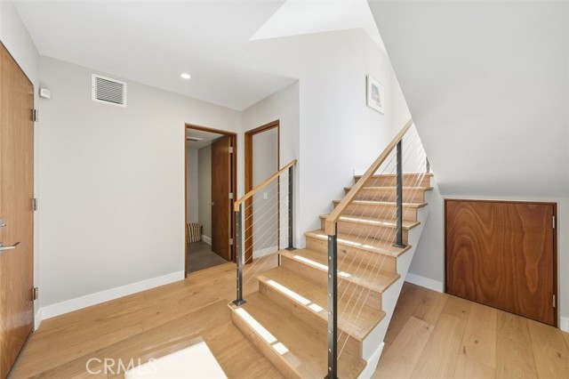 Image 36 of 49 For 959 5th Street  A