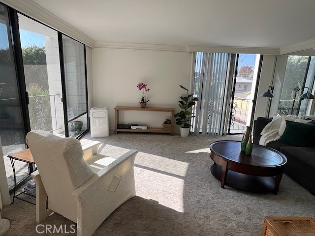 Detail Gallery Image 15 of 44 For 2601 E Ocean #205,  Long Beach,  CA 90803 - 3 Beds | 2 Baths