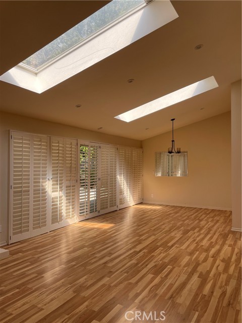 24041 Mariano Street, Woodland Hills CA: https://media.crmls.org/medias/c631a30b-acab-4935-b2f1-a820a569428c.jpg