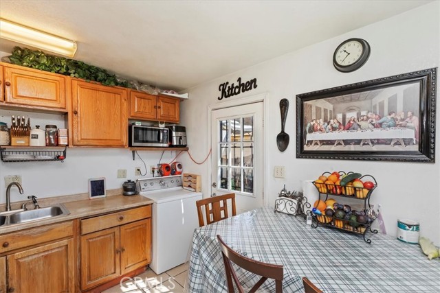 Detail Gallery Image 17 of 35 For 301 E 6th St, Perris,  CA 92570 - – Beds | – Baths