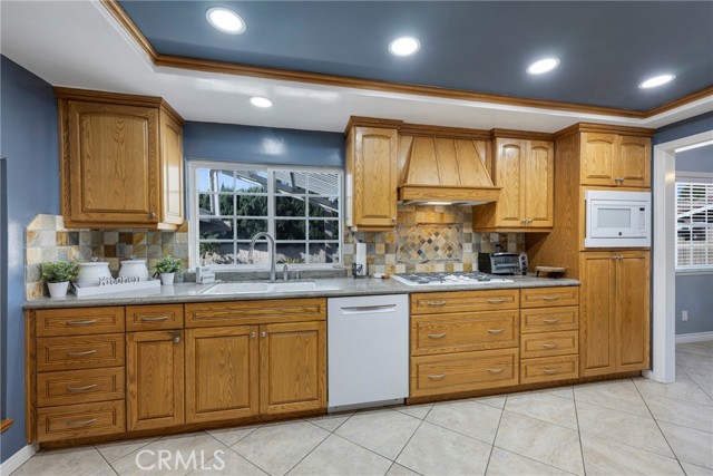 Detail Gallery Image 12 of 40 For 448 S Tracy Ln, Orange,  CA 92869 - 4 Beds | 2/1 Baths