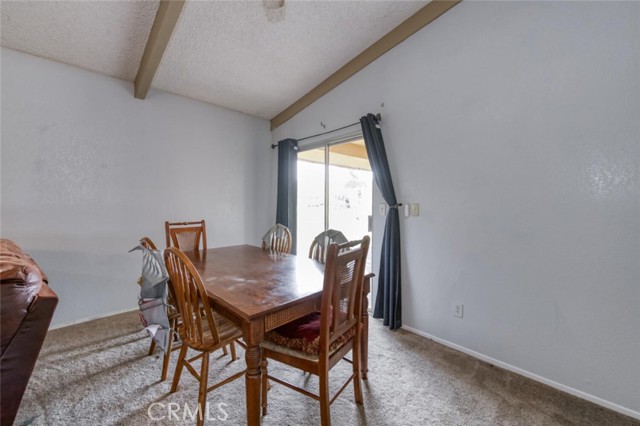 Detail Gallery Image 8 of 43 For 22630 Stagecoach Ln, Clovis,  CA 93619 - 4 Beds | 2 Baths