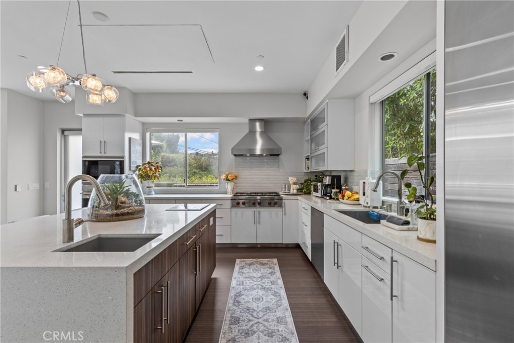 MLS #SR25260301 image #7