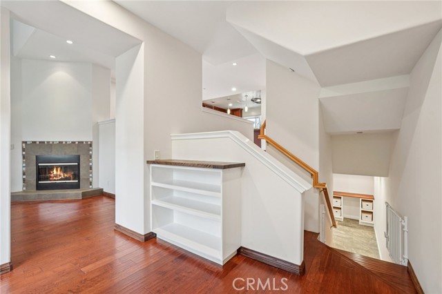 50 Esperanza Avenue, Sierra Madre CA: https://media.crmls.org/medias/c633d945-f45a-4a38-88b4-68f9c7c3d1fd.jpg