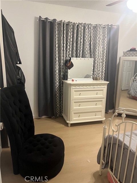 Detail Gallery Image 19 of 33 For 4069 N Sunnyside, Fresno,  CA 93727 - 3 Beds | 1 Baths