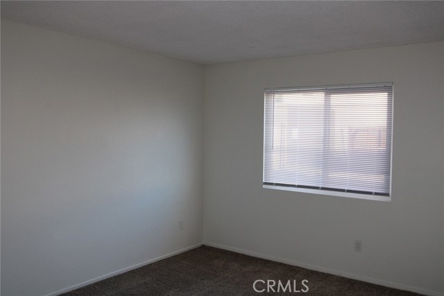 38429 10th E Place, Palmdale CA: https://media.crmls.org/medias/c635fd14-0630-409d-807e-5b944cd3210d.jpg