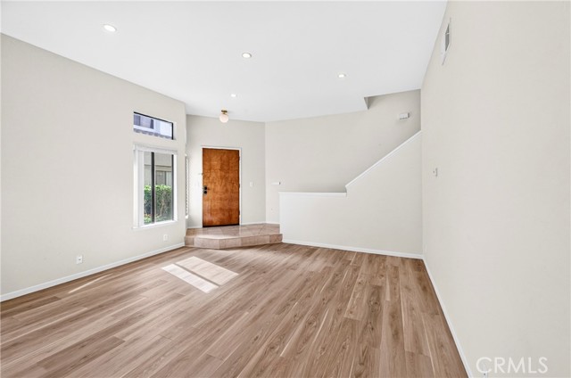 25 Willowcrest photo 14