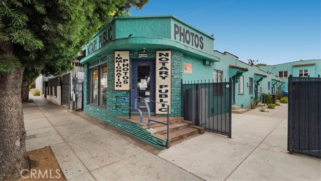 2432 Daly Street, Los Angeles CA: https://media.crmls.org/medias/c636cdcc-0143-48d1-85a3-98314f321510.jpg