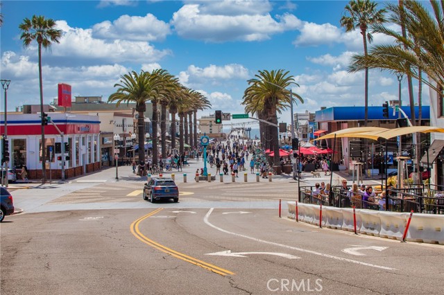 531 Pier Avenue, Hermosa Beach, California 90254, 3 Bedrooms Bedrooms, ,1 BathroomBathrooms,Residential,Sold,Pier,SB21261972