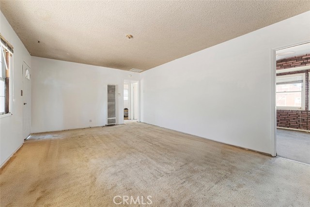 Detail Gallery Image 7 of 18 For 1680 S Palomares St, Pomona,  CA 91766 - 2 Beds | 1 Baths