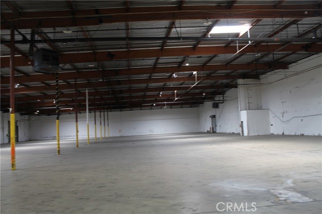 Image 13 of 62 For 18737 Reyes Avenue