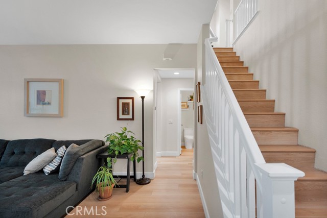 20022 Satsuma, Saugus CA: https://media.crmls.org/medias/c63807fe-b95e-4936-ad80-eb2dd319596b.jpg