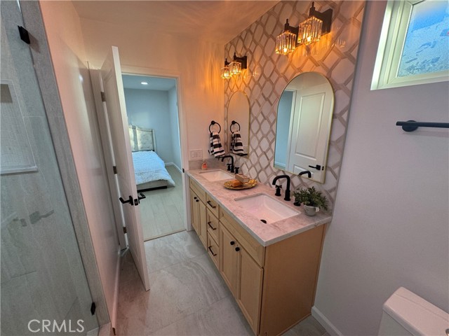 Detail Gallery Image 9 of 18 For 1334 E Mayfair, Orange,  CA 92867 - 3 Beds | 2 Baths