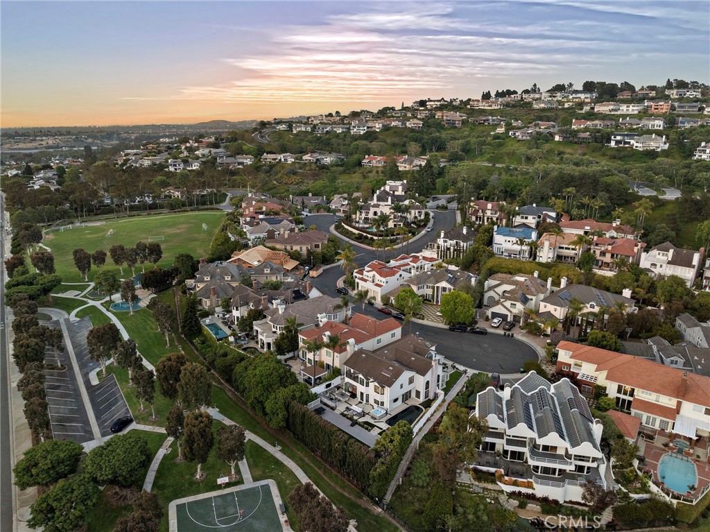 MLS #OC25118659 img 39