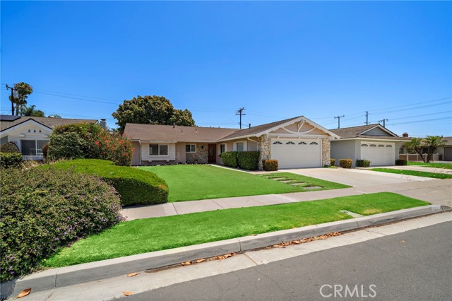 18452 Tamarind Street, Fountain Valley CA: https://media.crmls.org/medias/c639669d-a494-42a4-837c-3ab51b8aec19.jpg