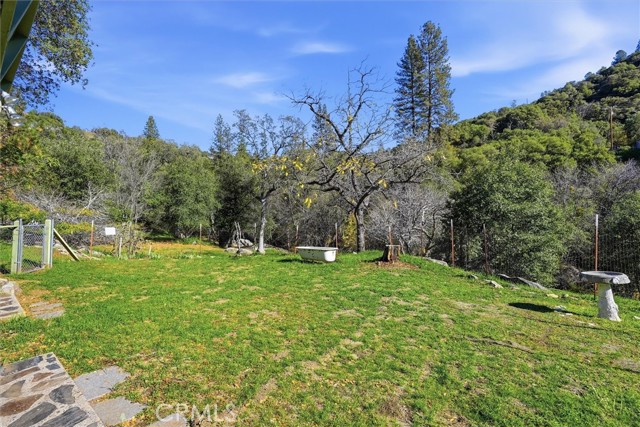 Detail Gallery Image 50 of 57 For 50015 Lilac Ln, Oakhurst,  CA 93644 - 2 Beds | 1 Baths