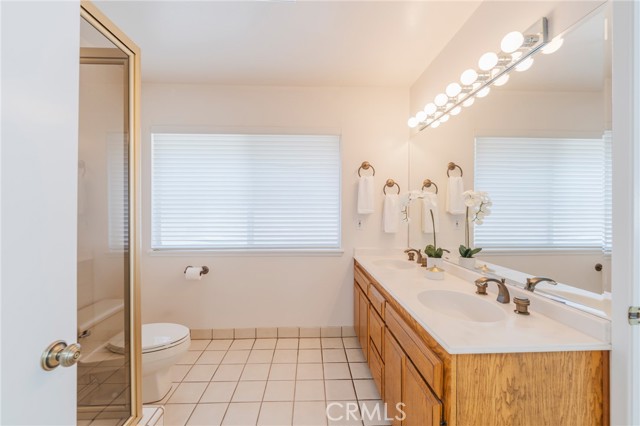 27659 Flaming Arrow Drive, Rancho Palos Verdes CA: https://media.crmls.org/medias/c63af327-3d08-4eaa-8d6e-0ebc0d4cd358.jpg