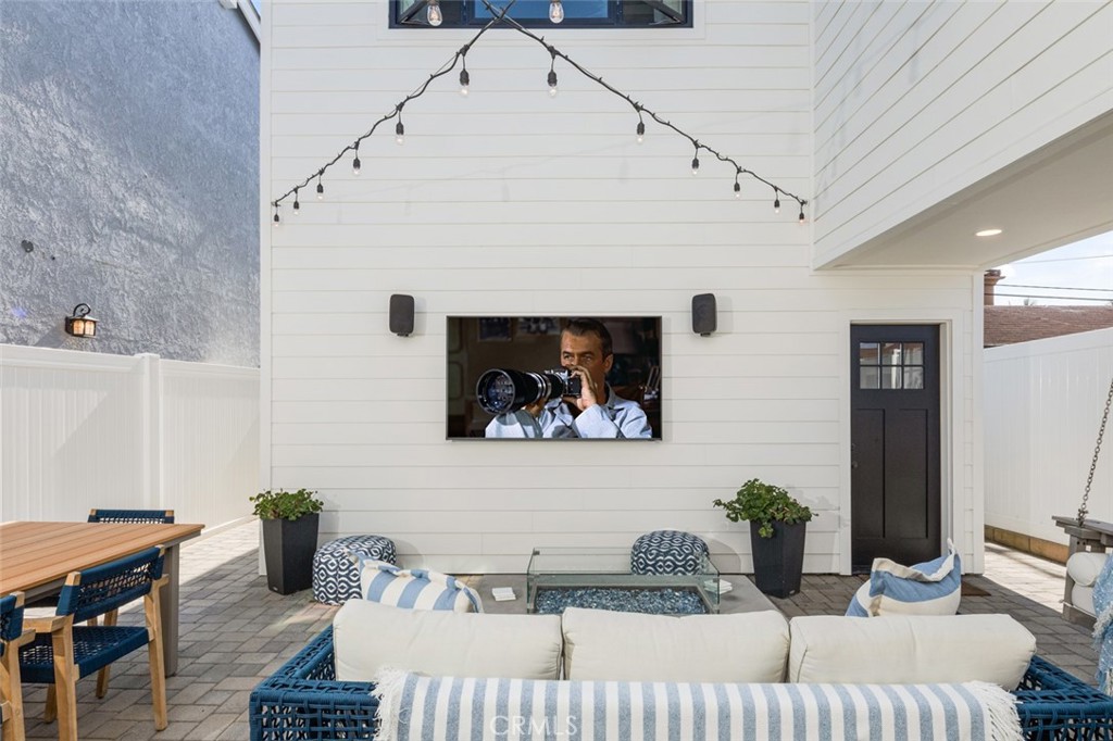 C63b0e11 1d76 4914 9c82 B9727d4eb937