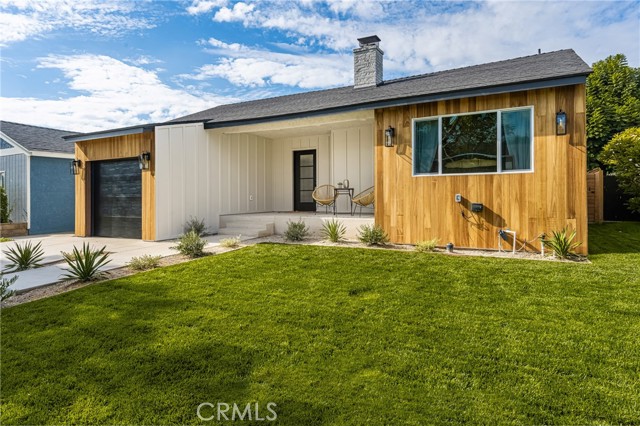 Detail Gallery Image 2 of 62 For 3635 Conquista Ave, Long Beach,  CA 90808 - 4 Beds | 2 Baths