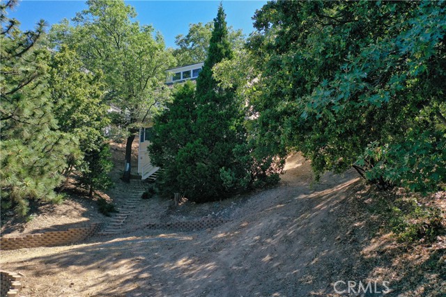 Detail Gallery Image 27 of 33 For 1127 Yukon Dr, Lake Arrowhead,  CA 92352 - 4 Beds | 2 Baths