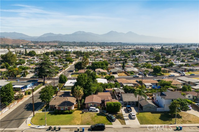 Detail Gallery Image 5 of 13 For 1893 Grier St, Pomona,  CA 91766 - 3 Beds | 2 Baths