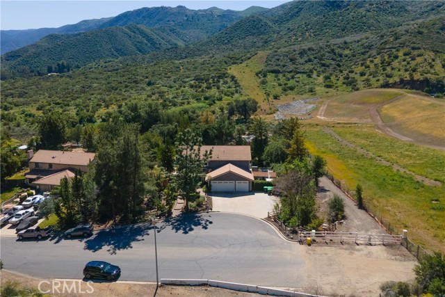 Detail Gallery Image 45 of 49 For 14395 Amorose, Lake Elsinore,  CA 92530 - 4 Beds | 3 Baths