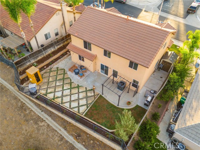 Detail Gallery Image 18 of 53 For 3547 Hawthorne Dr, Corona,  CA 92881 - 3 Beds | 2/1 Baths