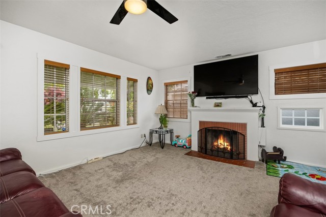 Detail Gallery Image 9 of 33 For 3432 N Arrowhead Ave, San Bernardino,  CA 92405 - 3 Beds | 1/1 Baths