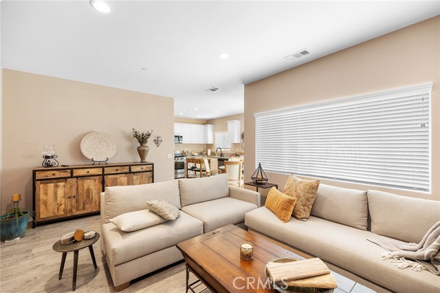 Detail Gallery Image 8 of 29 For 35366 White Camarillo Ln, Fallbrook,  CA 92028 - 3 Beds | 2/1 Baths