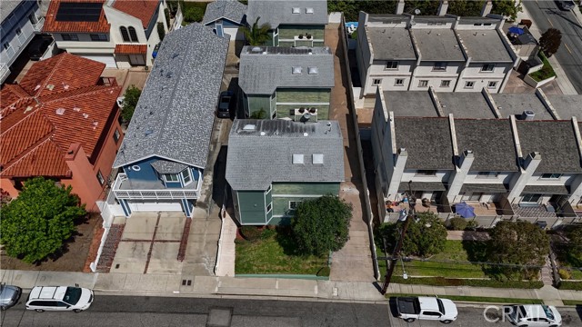 1919 Carnegie, Redondo Beach, California 90278, 2 Bedrooms Bedrooms, ,2 BathroomsBathrooms,Residential,For Sale,Carnegie,SB26075625