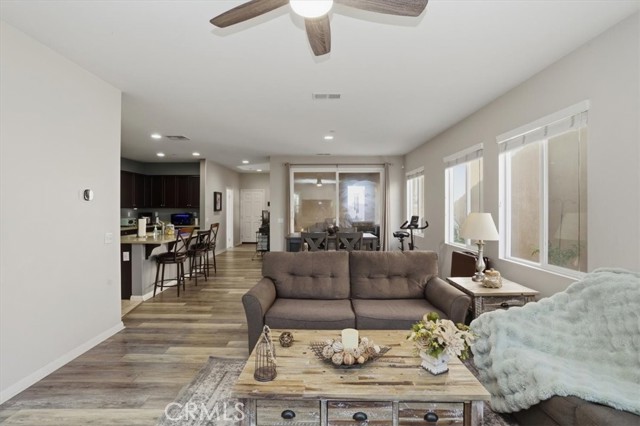 Detail Gallery Image 20 of 60 For 7205 Enclave, Corona,  CA 92880 - 3 Beds | 2/1 Baths