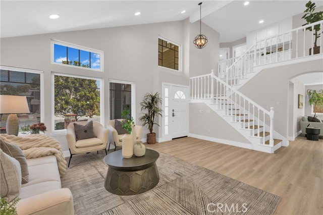 21212 Valleyview Drive, Walnut CA: https://media.crmls.org/medias/c63f87ab-4e22-44e6-86e6-a02486f94c24.jpg