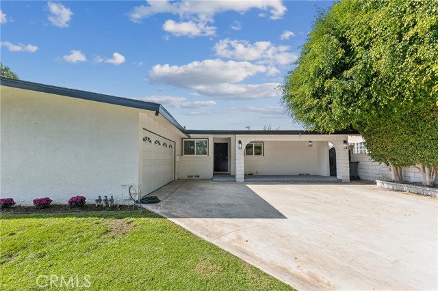 Detail Gallery Image 2 of 52 For 1118 Mabury St, Santa Ana,  CA 92701 - 4 Beds | 2 Baths