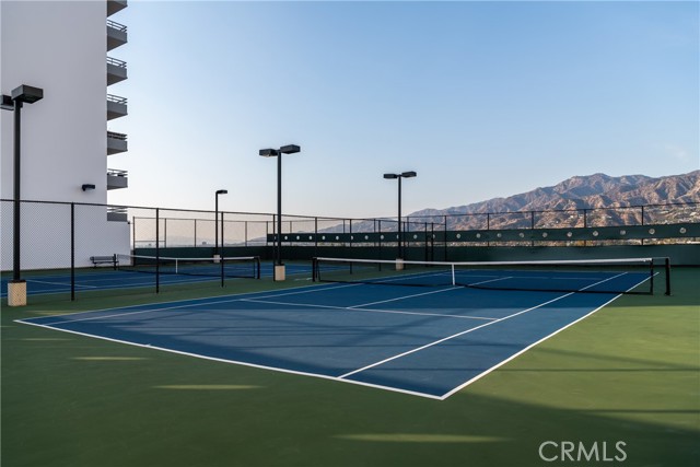 Detail Gallery Image 42 of 66 For 345 Pioneer Dr #1201,  Glendale,  CA 91203 - 2 Beds | 2 Baths